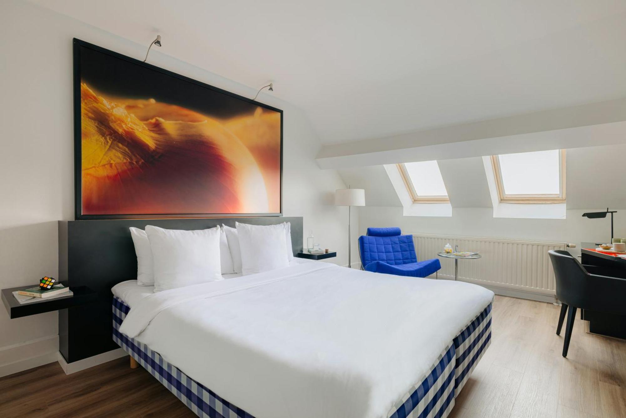 Comfort Room with 1 Double Bed